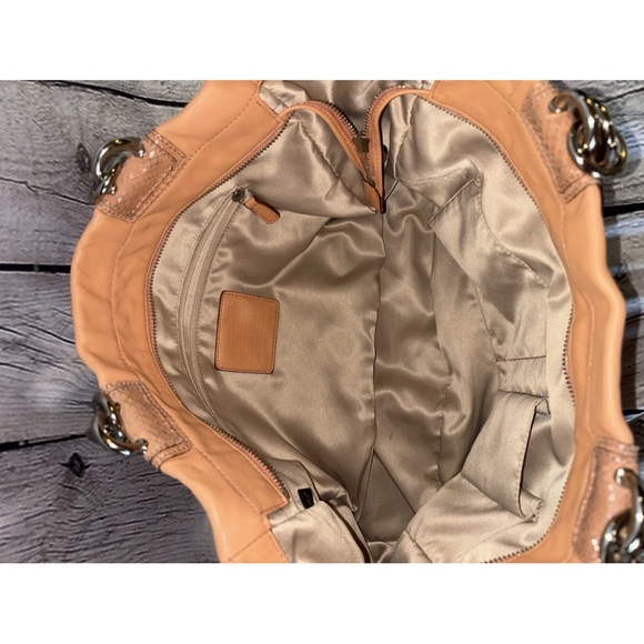 Vintage Coach Penelope Turn Lock  Coral Leather Satchel Shoulder Bag Purse - Picture 6 of 8